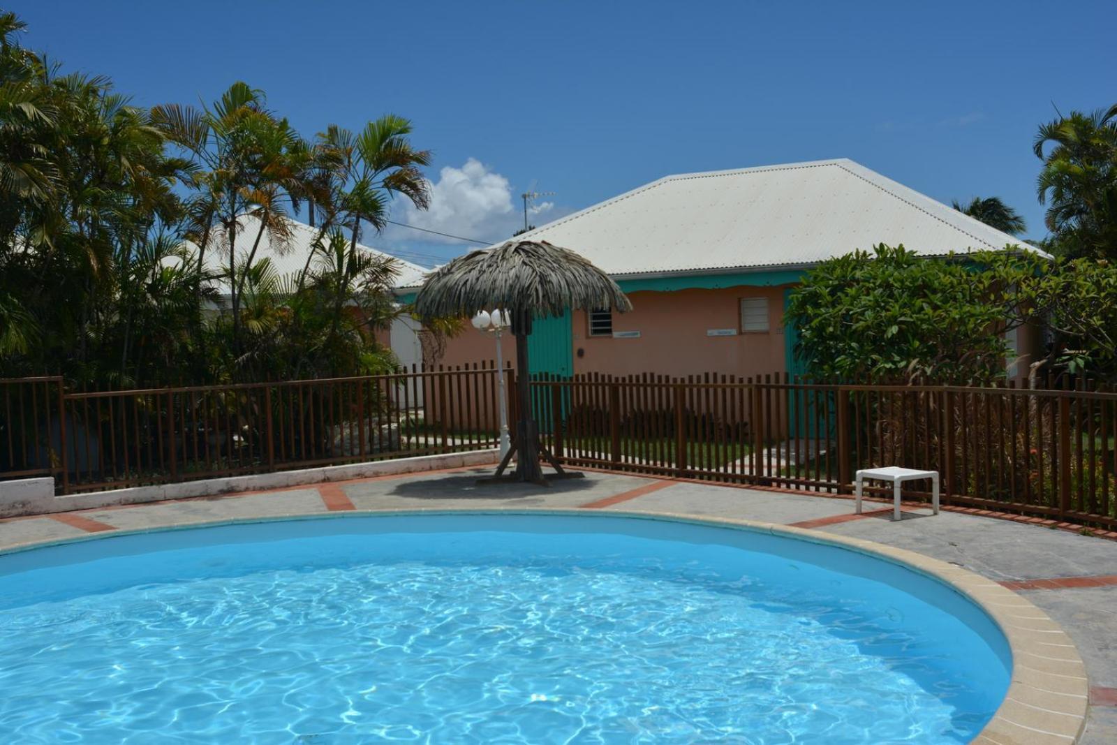 Bungalow La Papaye Bleue Residence Acces Piscine & Plage Saint-Francois  Dış mekan fotoğraf