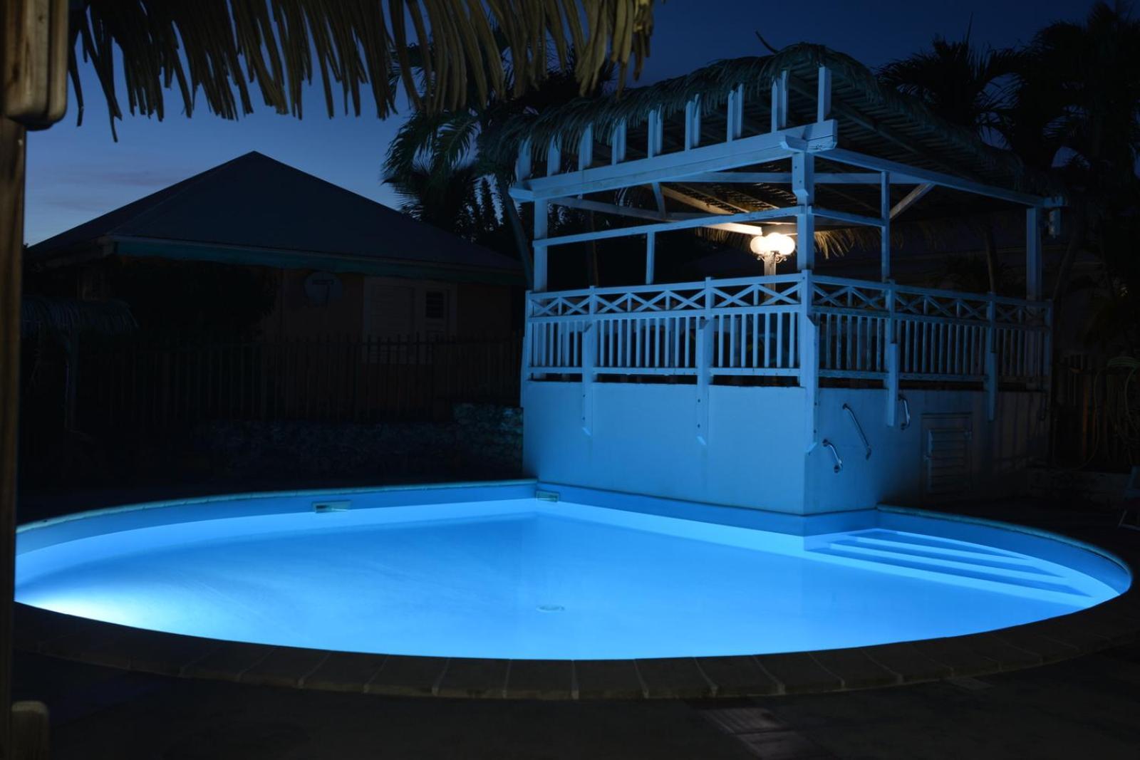 Bungalow La Papaye Bleue Residence Acces Piscine & Plage Saint-Francois  Dış mekan fotoğraf